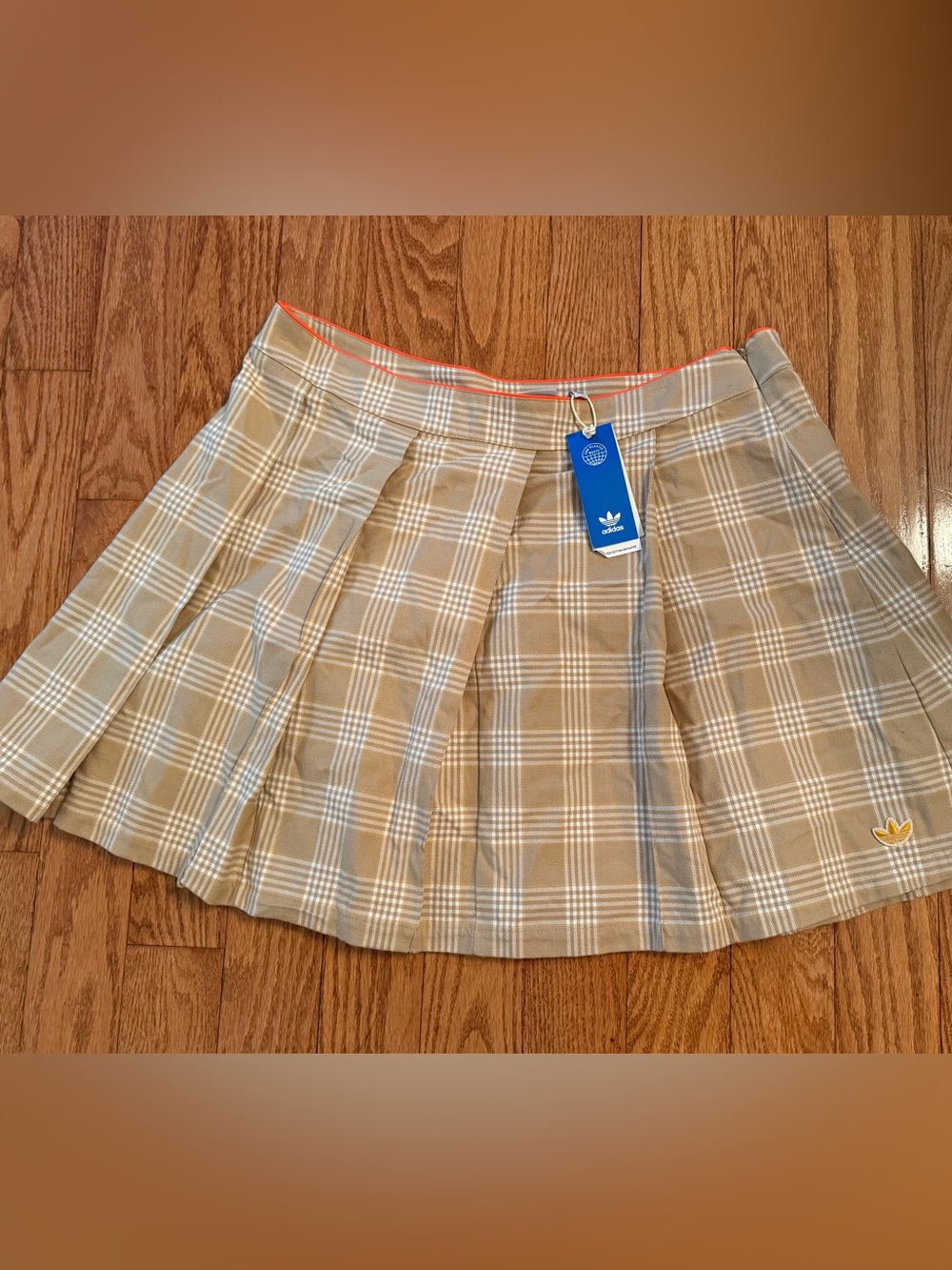 NWT Adidas Originals Collegiate Mini Skirt Size XL Beige Tone Plaid